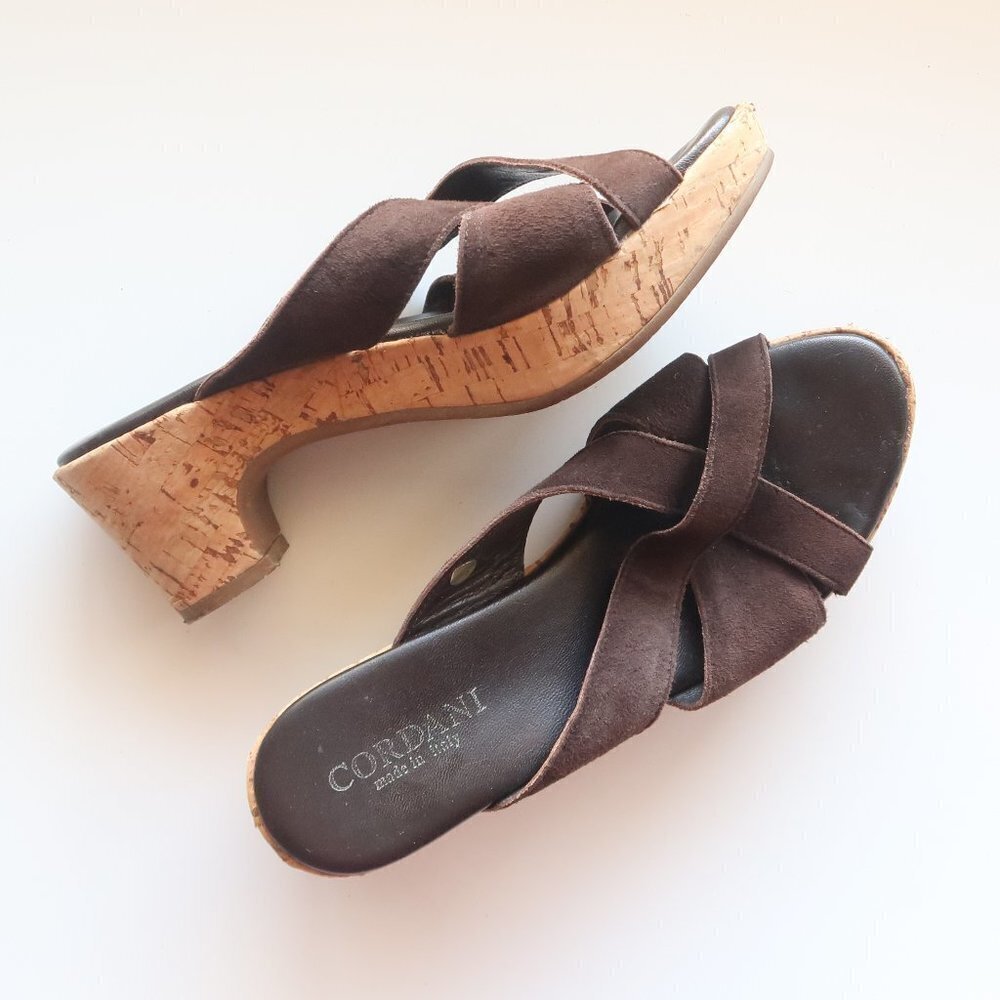 Cordani Brown Suede Slip On Cork Platform Mules / Clogs Heels / Sandals / Shoes